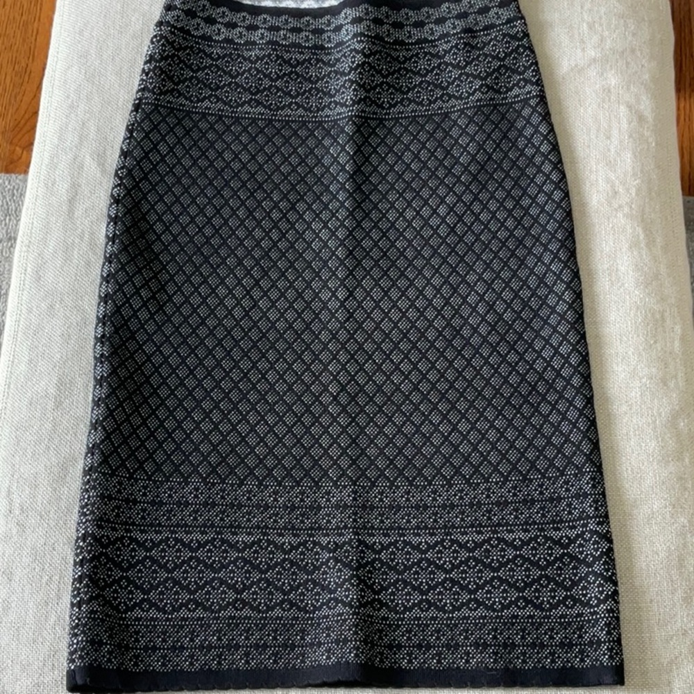 BCBGMaxAzria Black Smocked Pencil Skirt Knee-Length